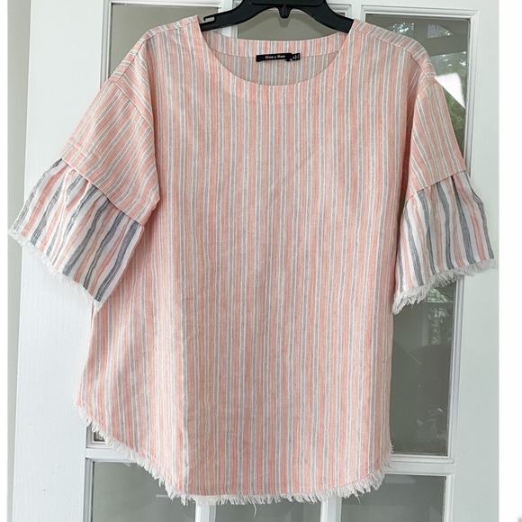 NWOT Doe & Rae Top - Small - Picture 1 of 6